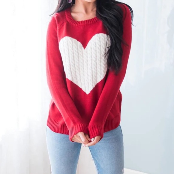 Beautiful Heart ❤️ pull over sweater - Picture 3 of 8
